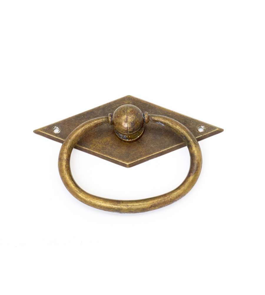 Maniglia rombo con anello ovale patinato antico 57 x 43 mm