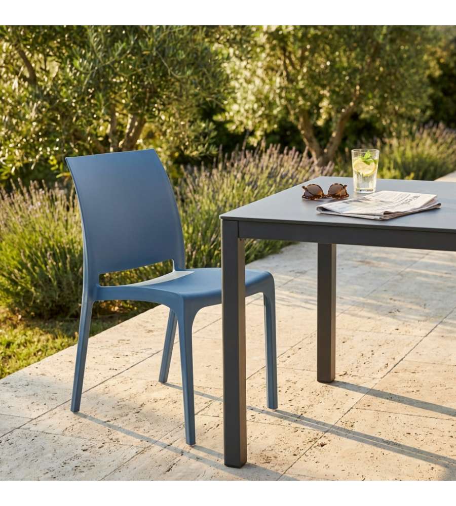 Cosma Volga Sedia impilabile Blu in Polipropilene 46x54x80 cm senza braccioli