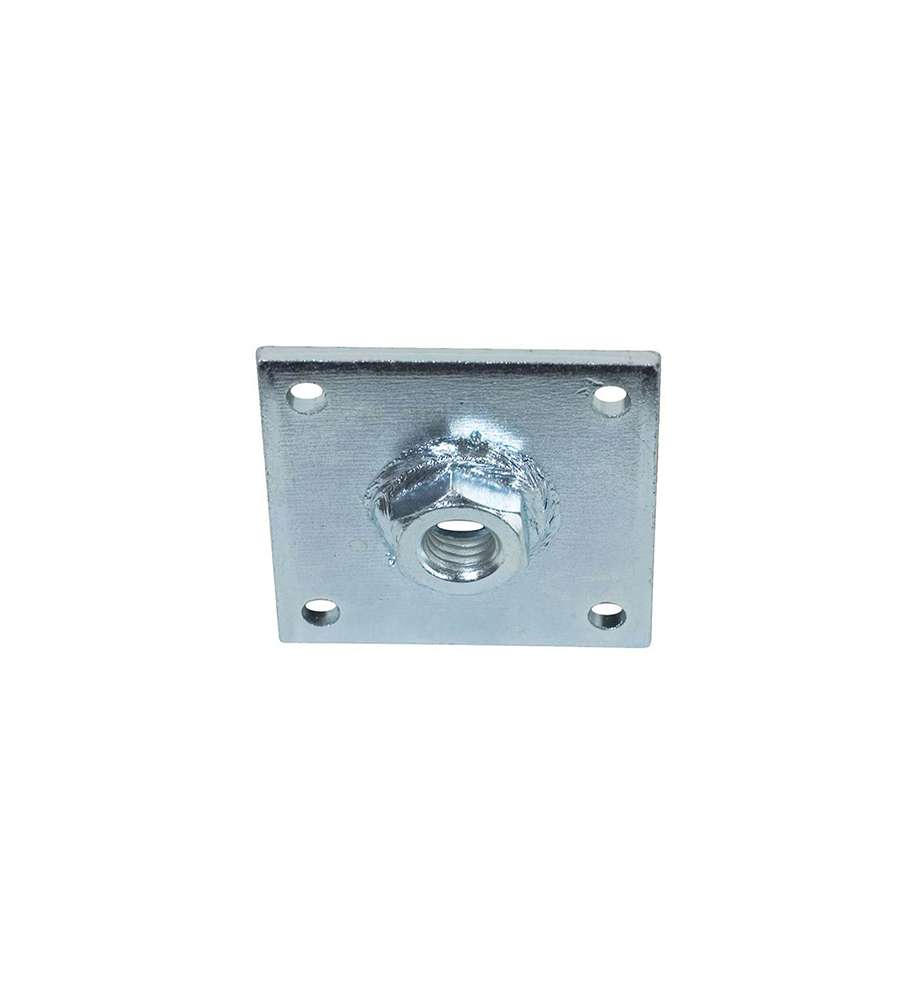 Piastrina con dado saldato 50 x 50 spessore 3 - dado M12