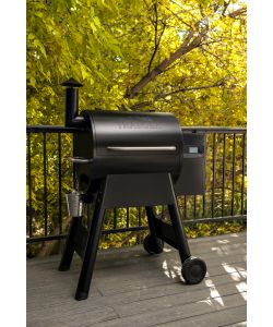 TRAEGER Pro 575 - Barbecue a pellet con tecnologia WiFIRE per 10 coperti