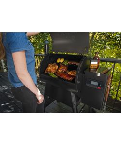 Traeger - Barbecue a pellet Pro 575 con tecnologia WiFIRE, nero