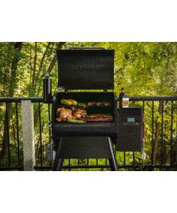 Traeger - Barbecue a pellet Pro 575 con tecnologia WiFIRE, nero