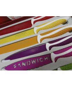 Set 7 Coltelli Colorati da Cucina Multiuso Royalty Line con Pelapatate