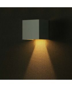 V-TAC Lampada LED da Giardino con Pannello solare e Sensore 9W Colore Bianco 150*153*150mm 3000K IP65