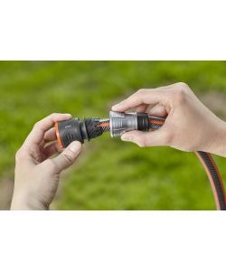 Gardena Raccordo Acqua-Stop 13-15 mm Nero in Plastica Antigelo