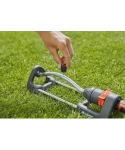 Gardena Irrigatore Oscillante Aqua S per 90-220 mq Gittata 5-12 m