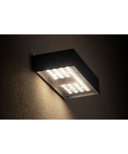 Ledvance Lampada da Parete Solare 3W Sensore Movimento - Luce Bianca Calda