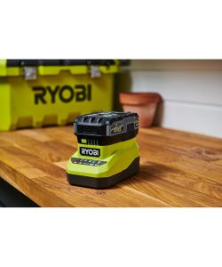 Ryobi Caricabatterie Rapido 18V ONE+ Compatto 2,0A Carica 80% in 1h
