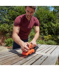 Levigatrice orbitale 150 W Black+Decker