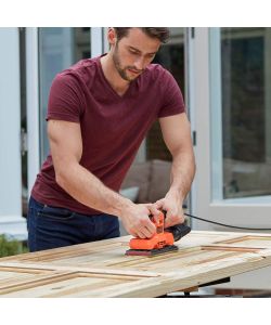 Levigatrice orbitale 150 W Black+Decker