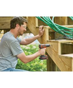 Black+Decker Trapano Avvitatore Percussione 18V con 100 Accessori e Valigetta