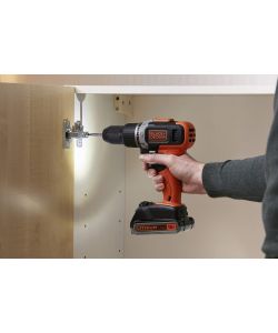 Black+Decker Trapano Avvitatore Percussione 18V con 100 Accessori e Valigetta