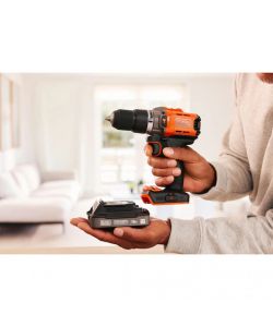 	Black+Decker Trapano Avvitatore a Percussione 18V 2.0Ah con Valigetta