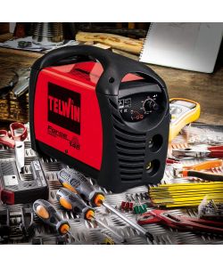 Telwin Saldatrice Inverter MMA Force 145 Rosso e Nero con Valigetta