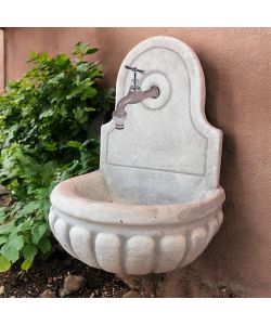 GDLC Fontana da Parete Giada Senape - 37x25x50 cm in Pietra e Cemento