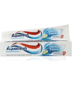 Aquafresh Dentifricio Tripla Protezione Menta 75ml Denti Forti Gengive Sane