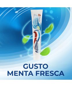 Aquafresh Dentifricio Tripla Protezione Menta 75ml Denti Forti Gengive Sane