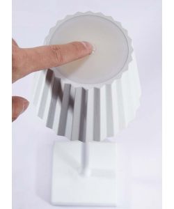 Lampada LED Touch Ricaricabile Wireless Bianca 220lm 3,5W - 15x14x42cm