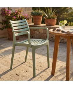 Cosma Poltrona Eveline in Polipropilene Verde Chiaro Impilabile 58.5x55.2x84cm