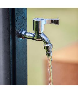 Gre - Doccia solare curva 25 litri nera con rubinetto in ABS e ottone